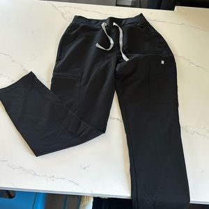 Figs small straight leg black scrub pants scrubs